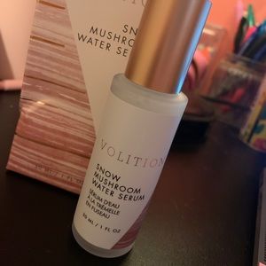 Volition Snow Mushroom Water Serum